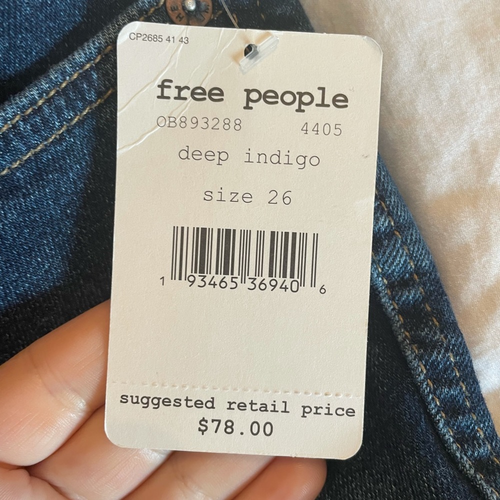 Free people deep indigo skinny jeans 26